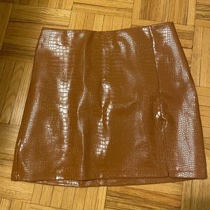 Faux leather croc skirt in the colour cognac